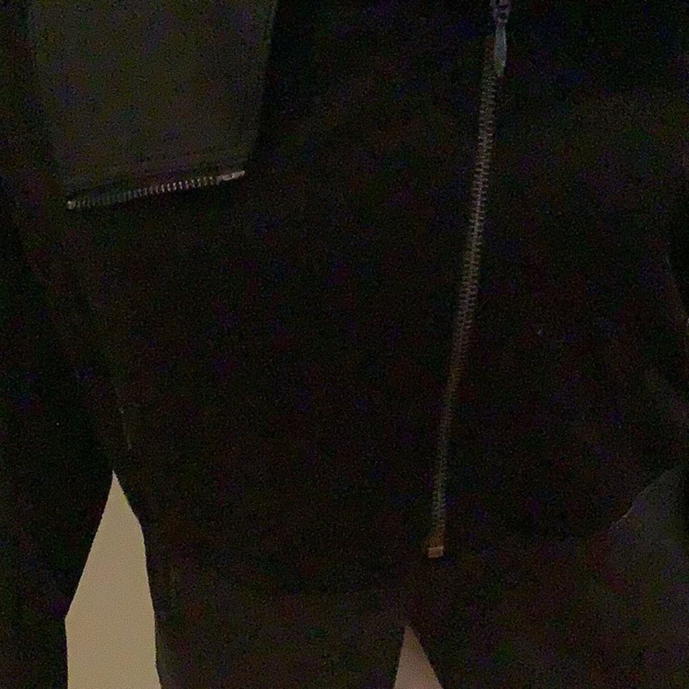 Black Jacket - Picture 2 of 10